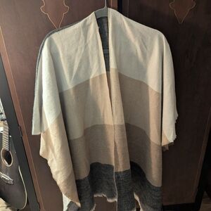 Old Navy Cozy Gray and Cream Shawl